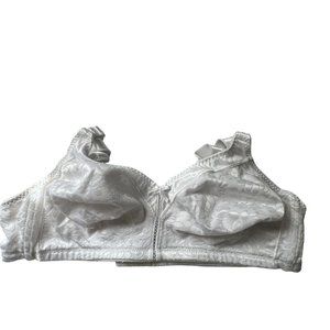 Bali Double Support Lace Wirefree white bra roughly 36D size tag removed